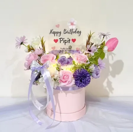 Bloom Box Akrilik Ucapan Ulang Tahun Rawalumbu